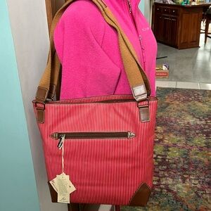 Stone Mountain  shoulder bag   NWT  vinyl coated canvas  vegan leather trim  Red